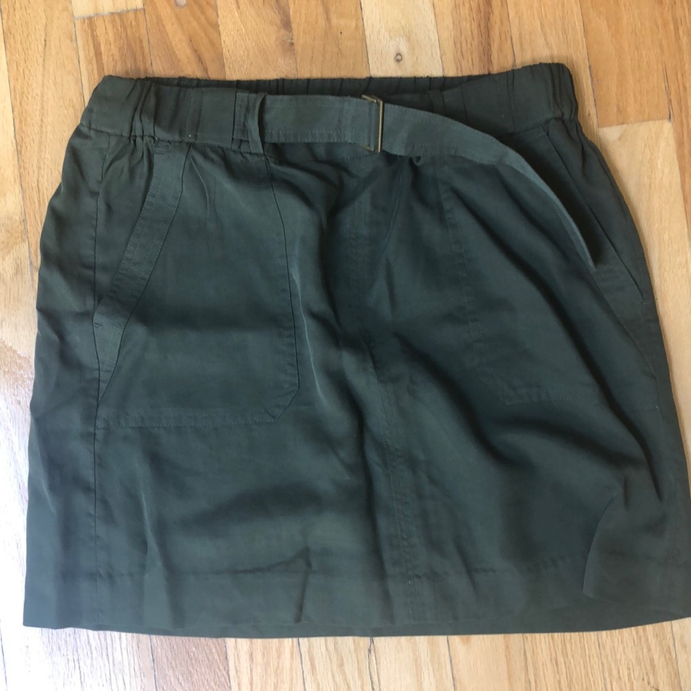 Banana Republic belted cargo mini skirt - Small